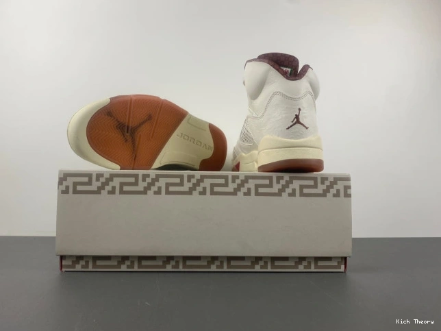Kick Theory Grito HF8833-100 Air Jordan El 5 0811